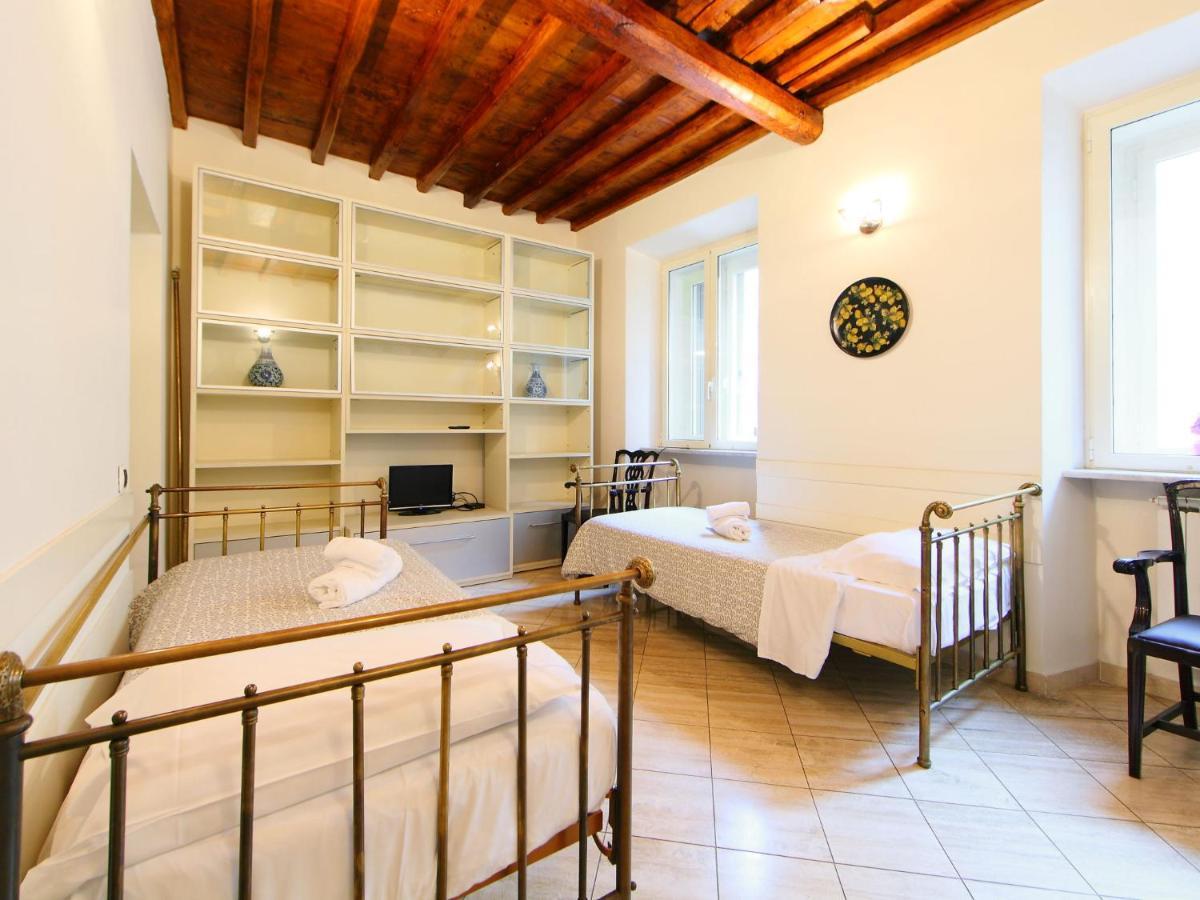 Apartamento Vittorio Emanuele By Interhome